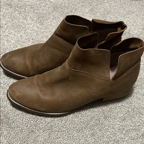 Seychelles Brown Ankle Boots - Picture 3 of 8